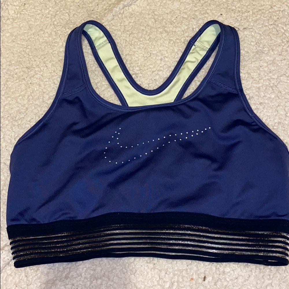nike sports bra